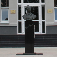 Памятник Николаю Асееву